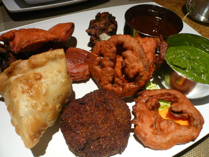 Mixed Pakoras Special