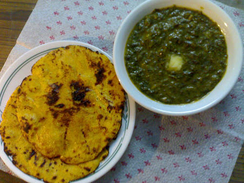 Makkai Ki Roti recipe at DesiRecipes