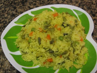 Keema, Aalo, Matar Tahari recipe at DesiRecipes