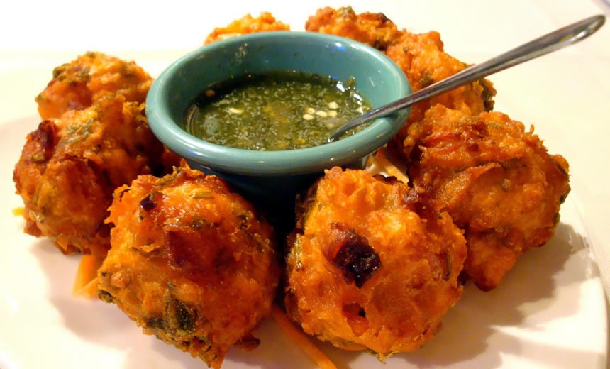 Shrimp Pakoras recipe at DesiRecipes