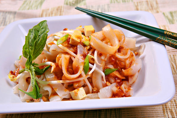 Stir Fry Noodles With Tofu N Vegetables recipe at DesiRecipes