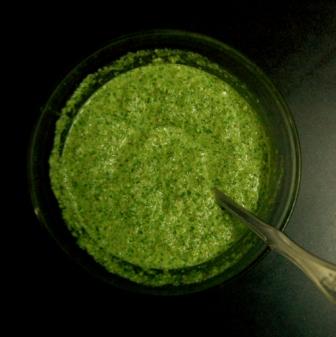 Podina Chutney recipe at DesiRecipes