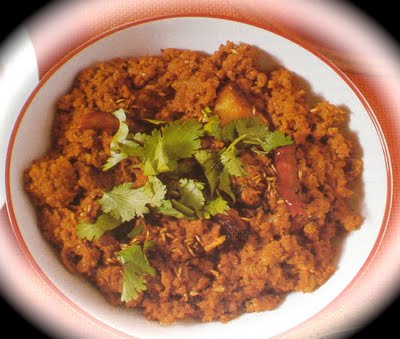 Dhuwan Dahi Qeema recipe at DesiRecipes
