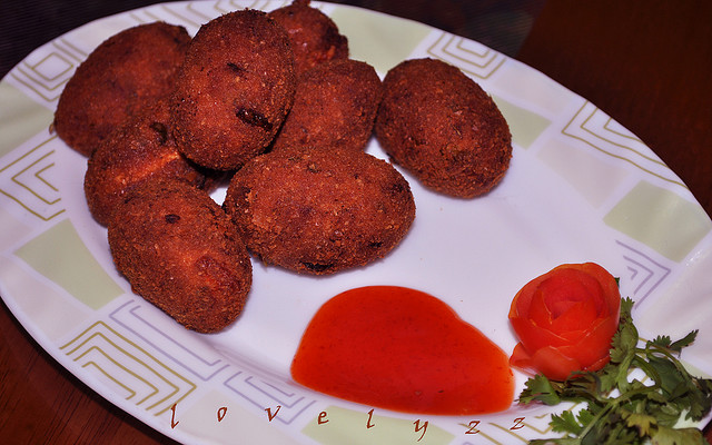 Egg Tikka recipe at DesiRecipes