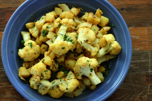 Aloo Gobi recipe at DesiRecipes