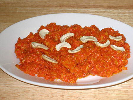 Mazedaar Gajar Ka Halwa recipe at DesiRecipes