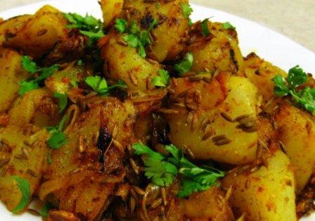 Chatpatey Aloo recipe at DesiRecipes
