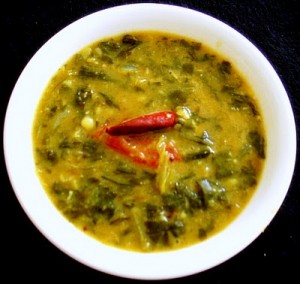 Daal Saag (Moong Daal And Spinach)