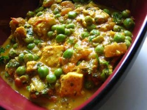 Malai Mutter Paneer at DesiRecipes.com