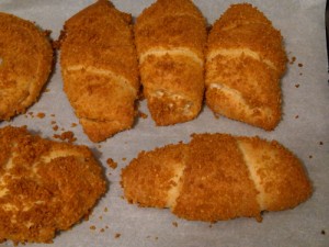 Tasty Chicken Rolls at DesiRecipes.com