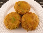 Potato Cutlet In Green Masala at DesiRecipes.com