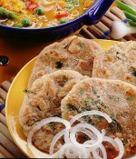 PYAAZ AUR PUDEENAY KI ROTI at PakiRecipes.com