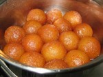 EASY GULAB JAMAN at DesiRecipes.com