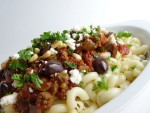 Noodles With Pulses, Meat And Yoghurt at DesiRecipes.com