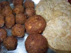 Gola Kabab Special Meal at DesiRecipes.com